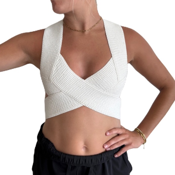 Forever 21 wrap around stretch bandage crop top white Medium - Picture 1 of 10